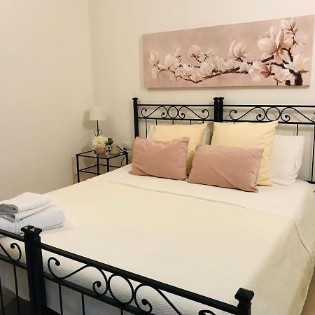 Camera Privata “Un Nido A Castello” Otel Cagliari Dış mekan fotoğraf